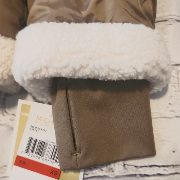 Michael Kors Coat Size XS - Picture 3 of 11